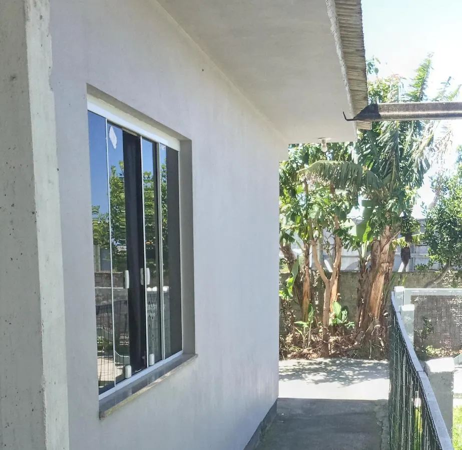 Casa 3 Quartos Proxima As Praias Ate 8 Hospedes. Imbituba  Prázdninový dům